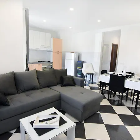 Diva 2 Apartamento Umag